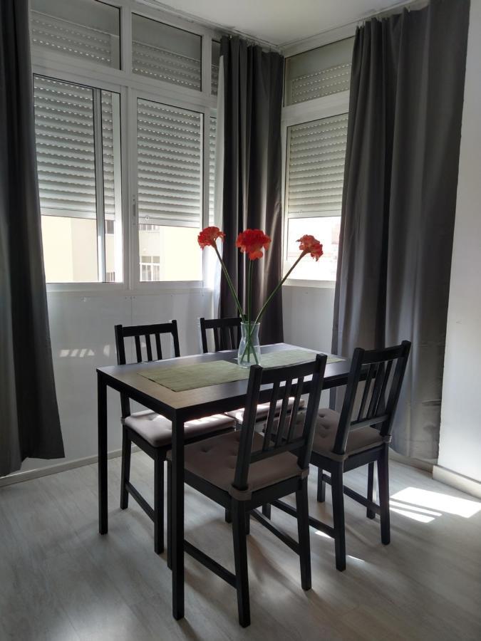 Amplio Estudio,Vista Mar Y Montana, A Pasos Del Centro Torremolinos Bagian luar foto