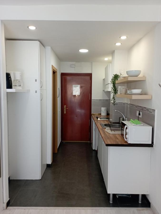 Amplio Estudio,Vista Mar Y Montana, A Pasos Del Centro Torremolinos Bagian luar foto