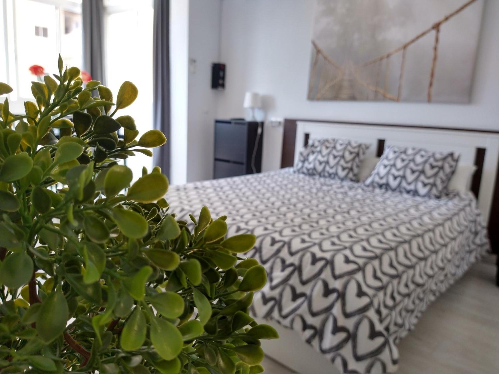 Amplio Estudio,Vista Mar Y Montana, A Pasos Del Centro Torremolinos Bagian luar foto